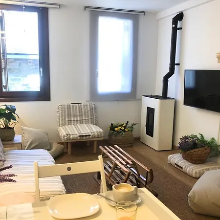 公寓 Vico, Precioso Triplex Para 6 Pax En Sallent De Gallego